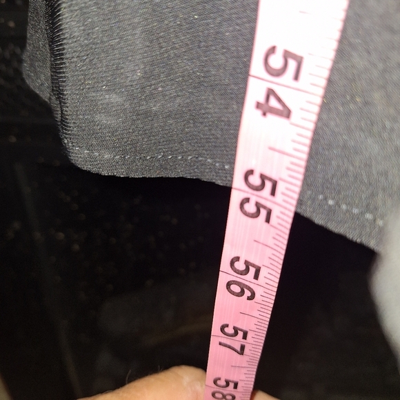 RM Richard Elegant Black and Gold Sleeveless Evening Dress In A 10P. NWT - Picture 4 of 10